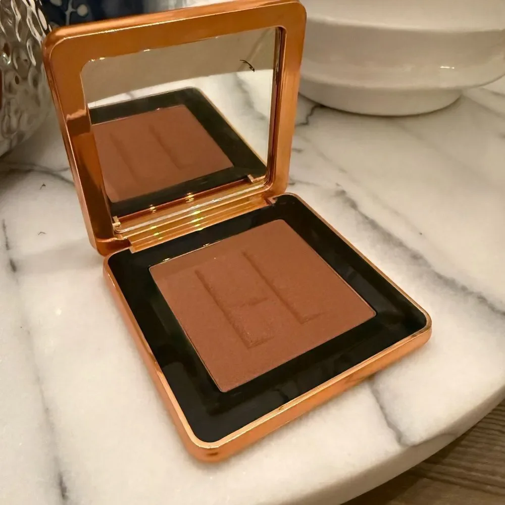 HAUS LABS BY LADY GAGA Power Sculpt Velvet Talc-Free Powder Bronzer